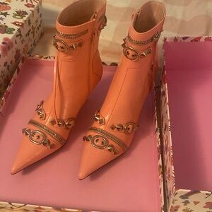 Jeffery Campbell size 6